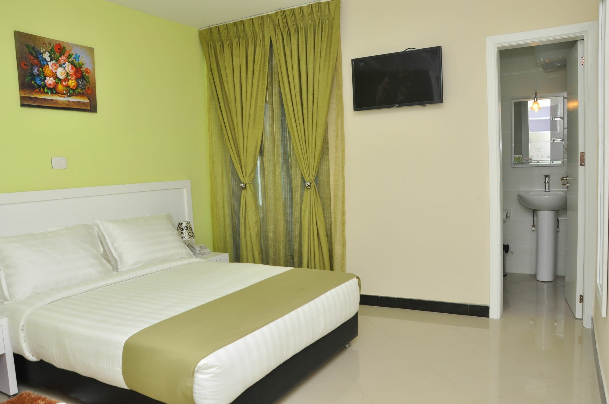 Afro Addis Hotel Apartment Exterior foto